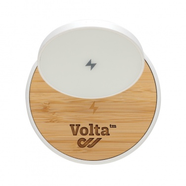 Logotrade Firmengeschenke das Foto: Ontario 2-in-1 15W magnetischer Ladeständer aus RCS rPlastik