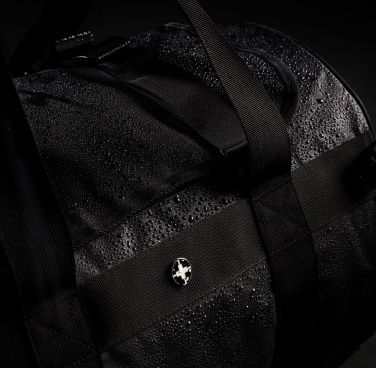 Logotrade Geschäftsgeschenke das Foto: Swiss Peak RFID Wochenend- & Rucksacktasche
