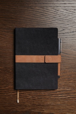 Logotrade Werbegeschenke das Foto: VINGA Bosler Stift aus RCS recyceltem Stainless-Steel