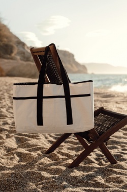 Logotrade Werbeartikel das Foto: VINGA Volonne AWARE™ Strandtasche aus recyceltem Canvas
