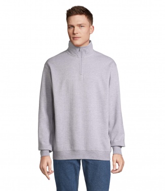Logotrade Geschäftsgeschenke das Foto: CONRAD Sweater Zip Kragen
