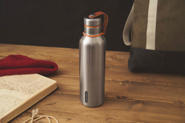Logotrade Werbegeschenke das Foto: Black+Blum isolierte Wasserflasche klein, 500ml