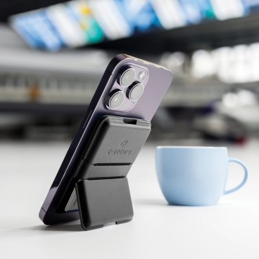 Logotrade Logogeschenke das Foto: C-Secure MagSafe Phone-Wallet