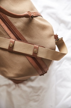 Logo trade promotional merchandise photo of: VINGA Sloane RCS RPET weekender bag