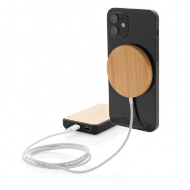 Logotrade business gift image of: 10W bamboo magnetic wireless charger
