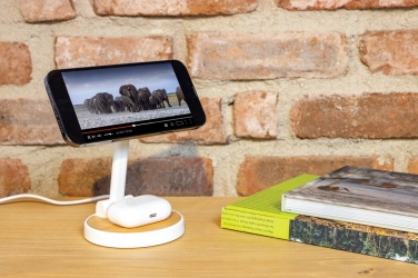 Logotrade corporate gifts photo of: Ontario RCS rplastic 15W magnetic charging 2 in 1 stand