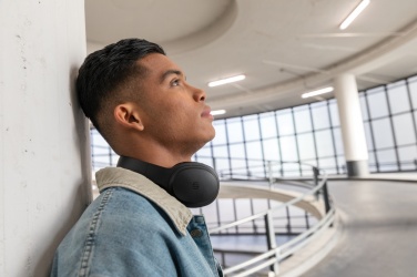 Logotrade advertising products photo of: Urban Vitamin Belmont wireless headphone