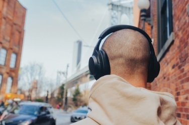 Logo trade promotional gifts picture of: Irvine RCS recycled and repairable ANC wireless headphone