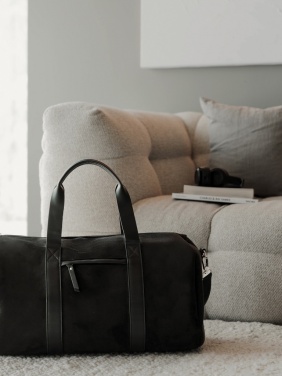 Logotrade advertising product picture of: VINGA Marlow RCS recycled polyester weekend bag