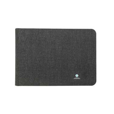 Logotrade business gifts photo of: Swiss Peak 15W magnetic charging laptop sleeve 14-15,6"