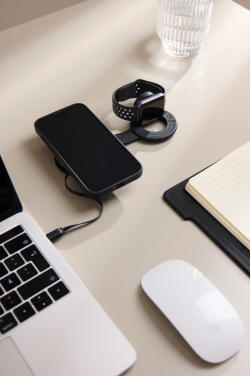 Logotrade promotional items photo of: VINGA Baltimore RCS 2-in-1 Wireless 15W Travel Charger