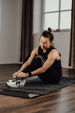 Logotrade meened pilt: VINGA GRS RPET spordirätik, 140 x 70cm