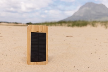 Logotrade reklaamtooted pilt: Sunwicki 10 000 mAh bambusest päikeseenergiapank