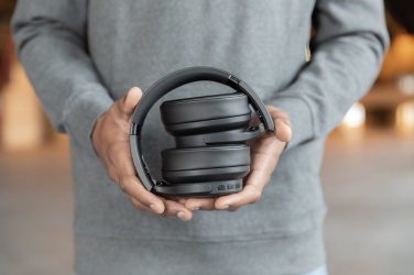 Logotrade reklaamtooted pilt: Urban Vitamin Palo Alto RCS rplast kõrvaklapid