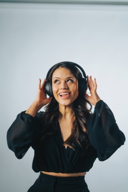 Logotrade ärikingid pilt: Urban Vitamin Cupertino RCS rplast ANC kõrvaklapid