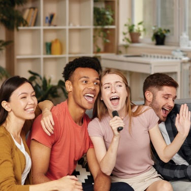 Logo trade ärikingitused foto: Singvibe RCS taaskasutatud plastikust karaokekomplekt topeltmikrofoniga