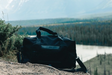 Logotrade firmakingi foto: Swiss Peak AWARE™ RPET Voyager nädalavahetusekott