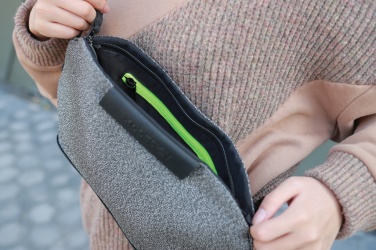 Logotrade reklaamtoote foto: Õlakott Urban Bumbag