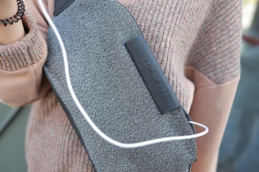 Logotrade reklaamkingituse foto: Õlakott Urban Bumbag