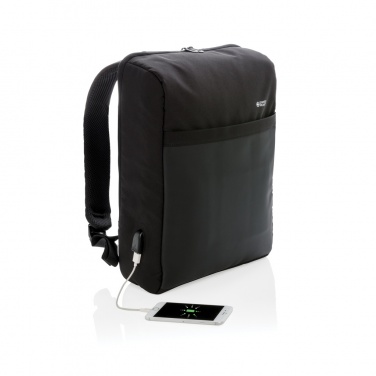 Logo trade ärikingi pilt: Swiss Peak 15-tolline vargusvastane RFID ja USB seljakott PVC-vaba