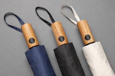 Logotrade ärikingitused pilt: Kaycey 21" AWARE™ RPET Akaatsiapuidust mini-automaatne vihmavari