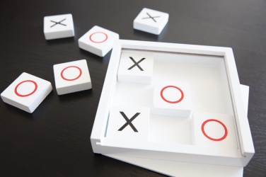 Logotrade reklaamkingid pilt: Deluxe Tic Tac Toe mäng