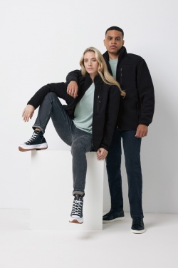 Logotrade firmakingituse foto: Iqoniq Diran taaskasutatud polüestrist fliisjope