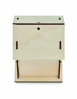 Logotrade ärikingituse foto: DIY puidust linnumaja komplekt