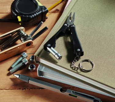 Logotrade ärikingitused pilt: Kokkupandav multitööriist noaga