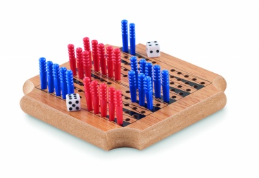 Logo trade firmakingi pilt: 4-osaline rannasõidukomplekt