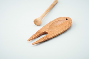 Logotrade ärikingid pilt: Bambusest golfimängu tööriist