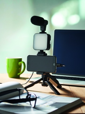 Logo trade ärikingitused foto: Nutitelefoni videokomplekt