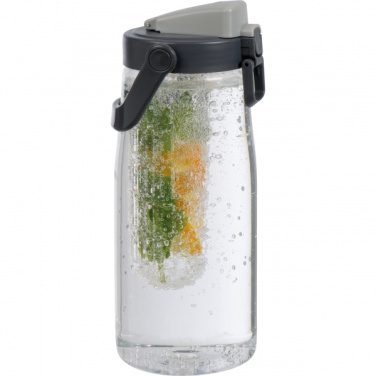 Logotrade meene foto: Sõelaga joogipudel CROTONE 2500 ml