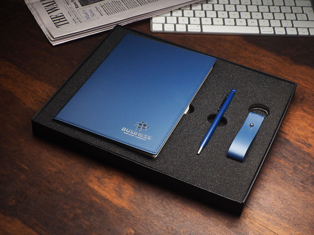 Logotrade ärikingi foto: Komplekt 1972094