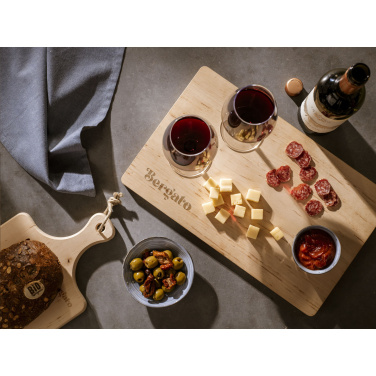 Logotrade firmakingitused pilt: Neljakandiline puidust lõikelaud