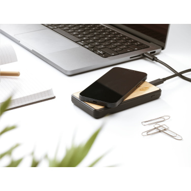 Logo trade reklaamkingituse pilt: Boru Bamboo RCS taaskasutatud ABS Powerbanki juhtmeta laadija