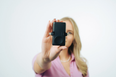 Logotrade firmakingitused pilt: Urban Vitamin akupank San Diego RCS 20W PD