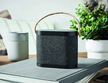 Logotrade ärikingituse foto: WUSIC 15 W juhtmevaba laadija kõlar