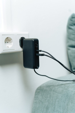 Logo trade firmakingi pilt: Urban Vitamin Eureka hübriid 10000mah akupank 65W