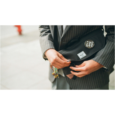 Logo trade reklaamkingi pilt: Herschel Cove taaskasutatud õlakott 22,5L