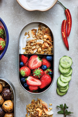 Logotrade firmakingid pilt: Black+Blum roostevabast terasest toidukarp