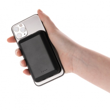Logotrade reklaminiai produktai nuotrauka: Magnetinis 5 000 mAh 5 W belaidis maitinimo blokas