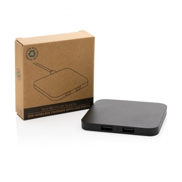Logotrade korporatīvās dāvanas foto: RCS pārstrādāta plastmasas 10 W bezvadu lādētājs ar USB portiem