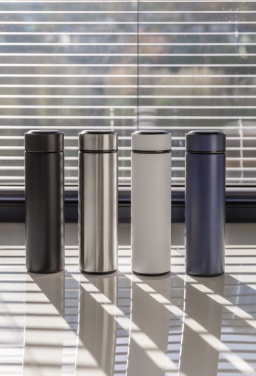 Logotrade korporatīvās dāvanas foto: Vakuuma nerūsējošā tērauda pudele