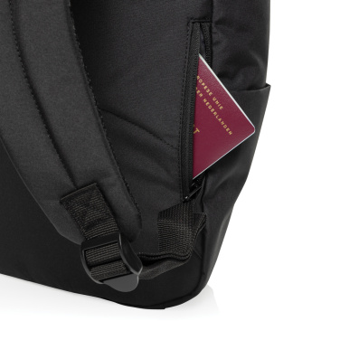 Logotrade Ideja dāvanas foto: Swiss Peak Aware™ RPET Leonard 15,6 collu klēpjdatora mugursoma