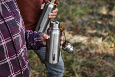 Logotrade dāvanas foto: Black+Blum izolēta ūdens pudele maza 500ml