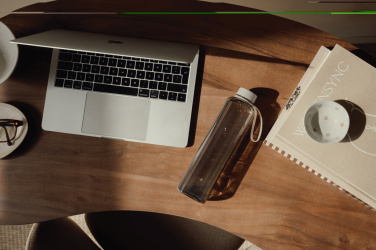 Logotrade korporatīvās dāvanas foto: VINGA Arch RCS RPET pudele 550 ml