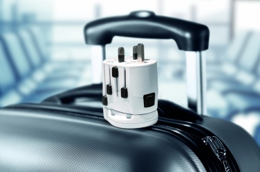 Логотрейд pекламные cувениры картинка: PRO World & USB. 3-pole