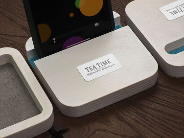 Лого трейд pекламные подарки фото: Деревянная подставка для телефона 1847121