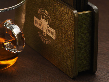 Логотрейд pекламные подарки картинка: Деревянная коробка с 4 подставками 1871121